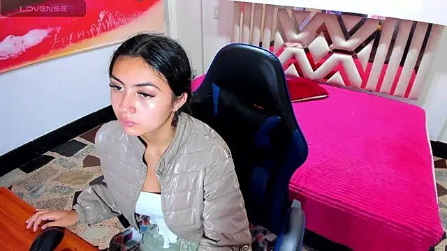 angell cooper8 online show from April 15, 2026, 12:23 pm