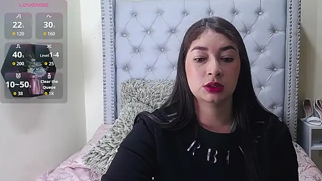 skarlett  36 online show from February 27, 2026, 2:17 pm