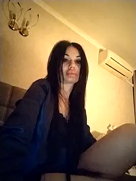 evavibe  online show from March 11, 2026, 8:15 pm