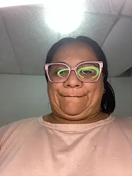 Snapshot of Melanny69x chatting on April 27, 2026, 6:00 am Melanny69x online show from April 27, 2026, 6:00 am
