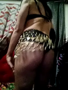 Snapshot of Karol_1990 chatting on August 4, 2026, 2:37 am Karol 1990 online show from August 4, 2026, 2:37 am