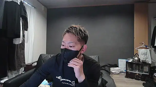 Snapshot of ryuaaaaa chatting on March 11, 2026, 7:47 am ryuaaaaa online show from March 11, 2026, 7:47 am
