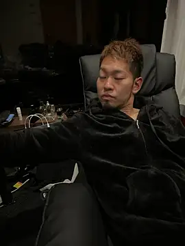 Snapshot of ryuaaaaa chatting on June 26, 2026, 3:27 pm ryuaaaaa online show from June 26, 2026, 3:27 pm