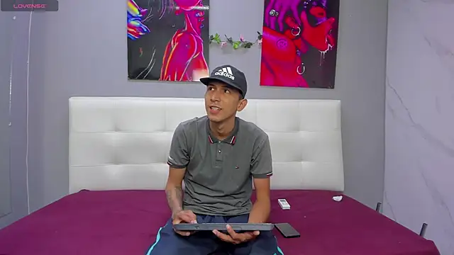ahsly78Bryan online show from July 13, 2026, 7:49 pm