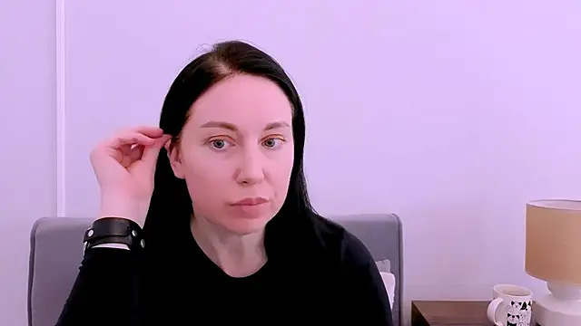 MiaFair online show from April 16, 2026, 3:13 pm