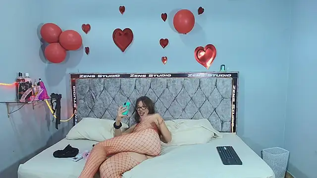 Snapshot of ahnaysex chatting on February 22, 2026, 8:51 pm ahnaysex online show from February 22, 2026, 8:51 pm