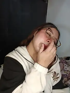 ValeriaSalvino online show from March 8, 2026, 5:11 am