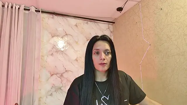 QueenSallyDesire online show from March 21, 2026, 1:54 am