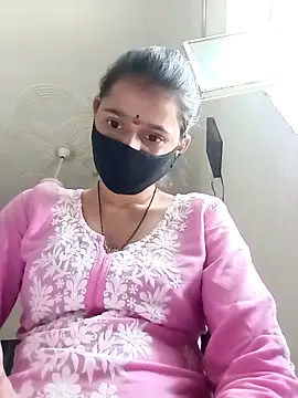 Snapshot of Vandana122 chatting on March 26, 2026, 5:57 am Vandana122 online show from March 26, 2026, 5:57 am