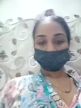 Snapshot of Vandana122 chatting on May 14, 2026, 12:45 pm Vandana122 online show from May 14, 2026, 12:45 pm