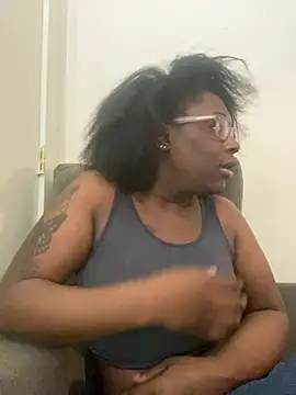 Snapshot of Sinfulwaterfalls chatting on May 9, 2026, 5:51 pm Sinfulwaterfalls online show from May 9, 2026, 5:51 pm