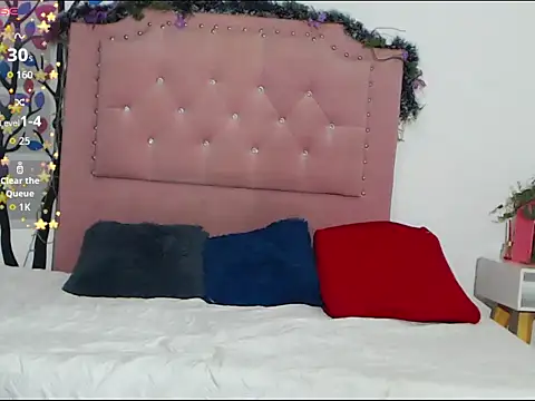 crissfer1 online show from February 24, 2026, 3:10 pm