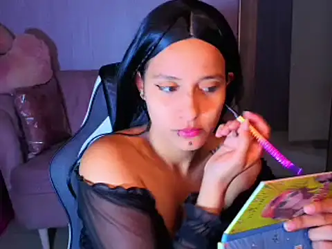 Mia belve a online show from April 8, 2026, 12:38 pm