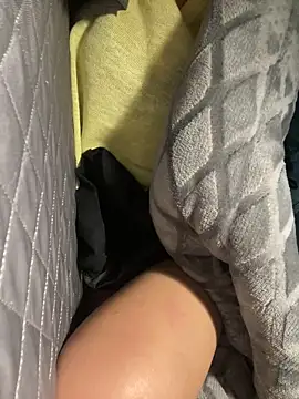 gina-xyz online show from March 9, 2026, 6:39 am