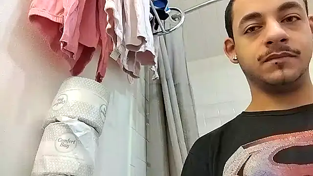 momo0208 online show from February 21, 2026, 2:07 pm