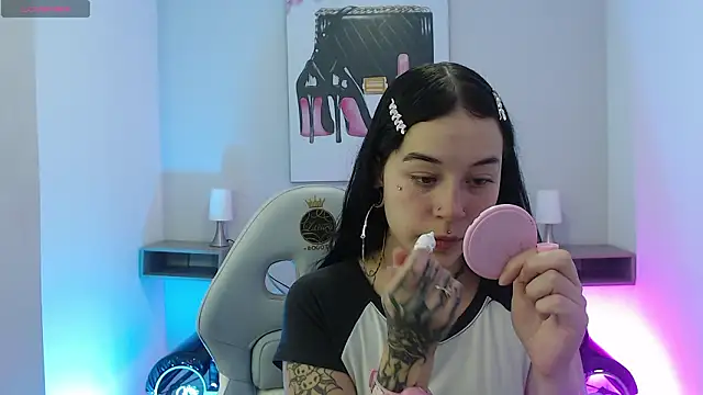 Snapshot of Abbycollins_27_x chatting on March 4, 2026, 5:19 pm Abbycollins 27 x online show from March 4, 2026, 5:19 pm