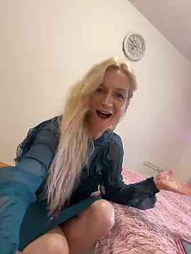 Faiiry  online show from March 16, 2026, 4:51 am