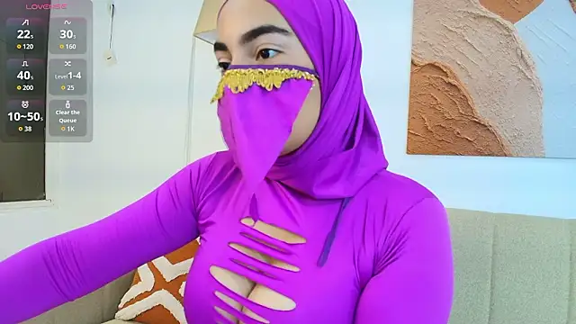 Snapshot of Malika_Noor chatting on February 25, 2026, 1:43 pm Malika Noor online show from February 25, 2026, 1:43 pm