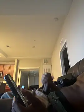 Snapshot of kiddzz chatting on December 19, 2025, 1:45 am kiddzz online show from December 19, 2025, 1:45 am