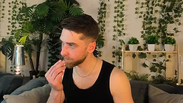 Dexter Raze online show from March 30, 2026, 11:17 pm