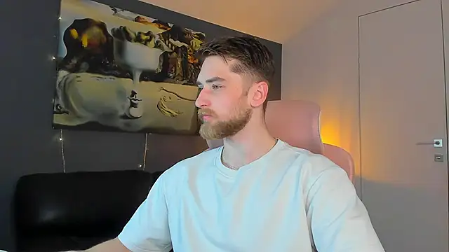 Dexter Raze online show from April 15, 2026, 7:15 am