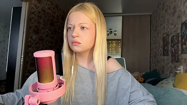 JeneeBIanks online show from February 25, 2026, 12:37 pm