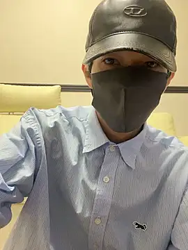 Snapshot of Yumemiru-k chatting on June 10, 2026, 9:35 pm Yumemiru-k online show from June 10, 2026, 9:35 pm