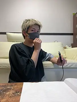 Snapshot of Yumemiru-k chatting on July 1, 2026, 7:54 am Yumemiru-k online show from July 1, 2026, 7:54 am