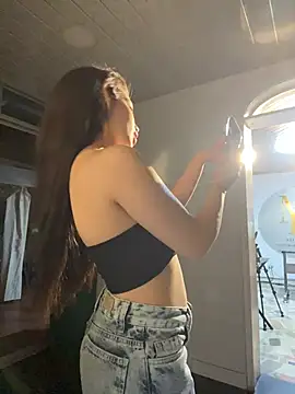 Mady Pink online show from March 2, 2026, 5:08 am