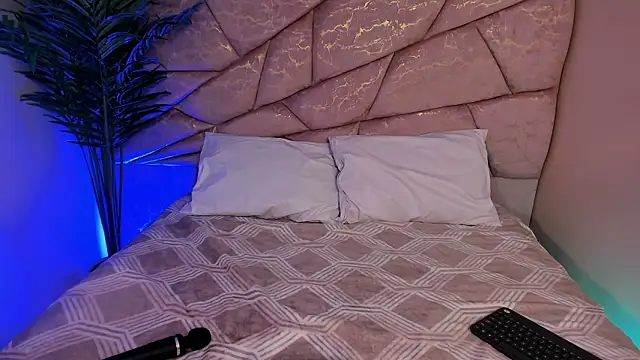 yayis Betancur online show from March 17, 2026, 3:55 am