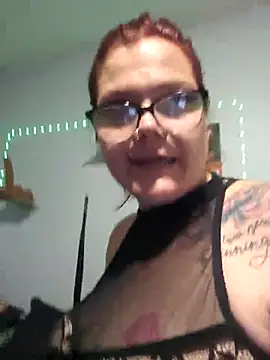 Snapshot of Sexymilf6992 chatting on July 30, 2026, 10:09 pm Sexymilf6992 online show from July 30, 2026, 10:09 pm