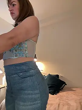 Snapshot of Viictoria-Jones chatting on June 22, 2026, 10:12 am Viictoria-Jones online show from June 22, 2026, 10:12 am
