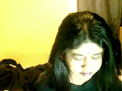 IndianPleasures21 online show from April 21, 2026, 4:52 am