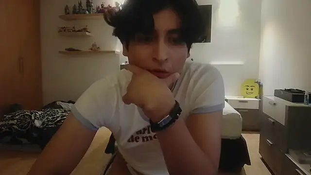 Snapshot of Nasty-E-Boy chatting on June 14, 2026, 1:03 am Nasty-E-Boy online show from June 14, 2026, 1:03 am