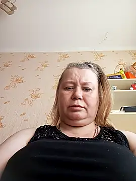 KiraStanton online show from March 17, 2026, 12:41 pm