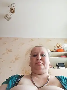 KiraStanton online show from July 9, 2026, 1:48 pm