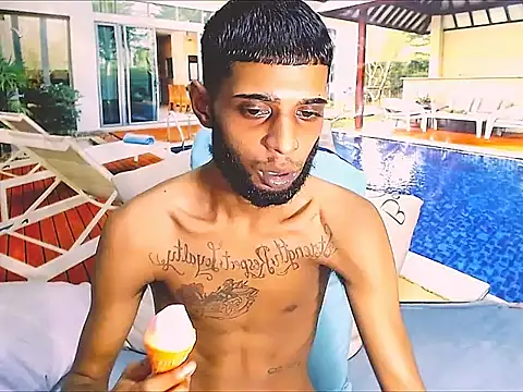 Snapshot of CharmingIndian1 chatting on April 14, 2026, 6:36 pm CharmingIndian1 online show from April 14, 2026, 6:36 pm