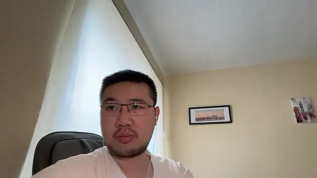 jasonryu2025 online show from April 9, 2026, 10:53 am