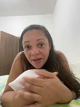 Vicky-43 online show from April 26, 2026, 1:03 am