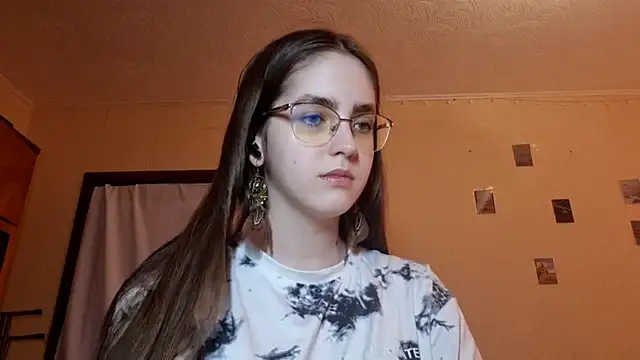 Katelemon online show from March 6, 2026, 12:23 pm