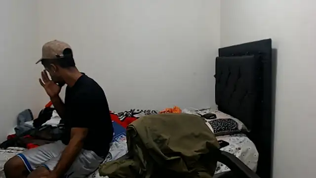 blackhorseet online show from April 12, 2026, 8:58 pm