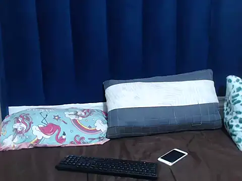 Snapshot of WilloWet chatting on February 22, 2026, 4:38 pm WilloWet online show from February 22, 2026, 4:38 pm