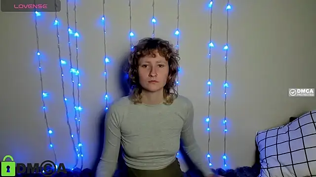 AnnStasia online show from March 22, 2026, 6:22 pm