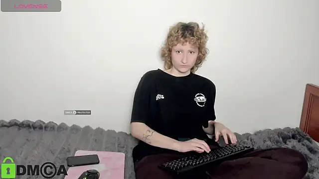 AnnStasia online show from March 31, 2026, 5:13 pm