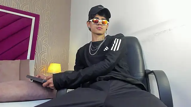 Dominic Foxx online show from February 28, 2026, 1:56 pm