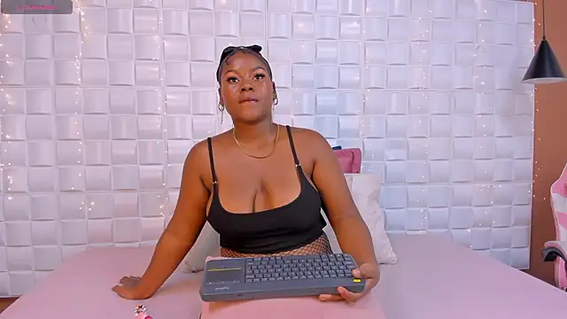 Snapshot of RebeccaBourbon chatting on March 2, 2026, 7:43 pm RebeccaBourbon online show from March 2, 2026, 7:43 pm