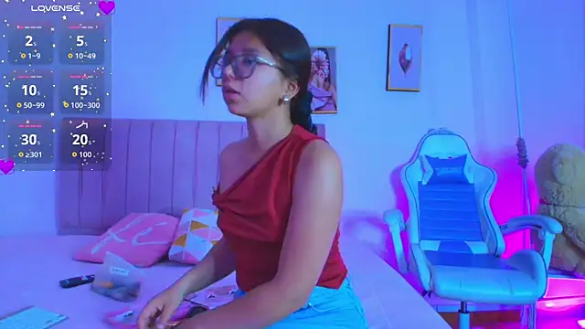 Zoow bluussh online show from February 26, 2026, 12:15 pm