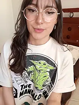 Sweett Karol online show from April 11, 2026, 6:23 pm