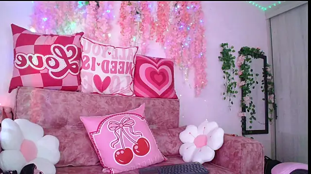 Ana  grace online show from May 26, 2026, 4:19 am