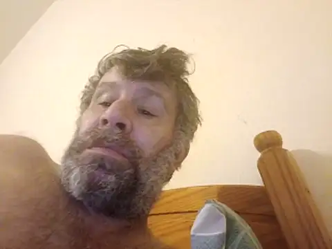 Snapshot of stud2512 chatting on March 1, 2026, 1:51 am stud2512 online show from March 1, 2026, 1:51 am